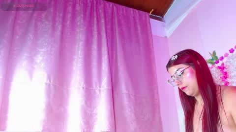 Snapshot of valeryblaze_ chatting on May 27, 1:57 am Valery online show from May 27, 1:57 am
