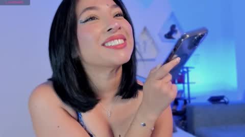 Snapshot of valerycolins chatting on December 22, 3:25 am call me Maria online show from December 22, 3:25 am