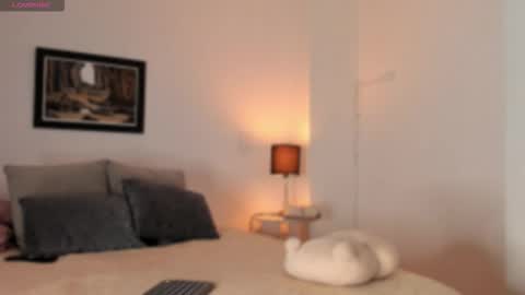 call me Maria online show from March 17, 5:00 am