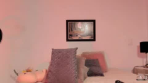 call me Maria online show from March 27, 5:24 am