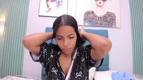 valery online show from May 15, 11:45 pm