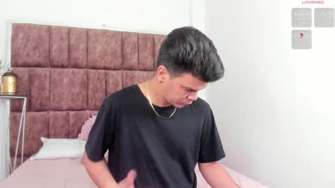 Valery Stonne  online show from January 25, 9:14 pm