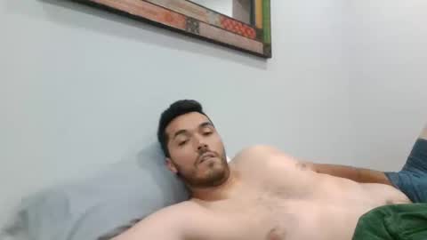 valleyboii69 online show from October 10, 11:15 pm