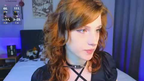 Snapshot of vampi_queen chatting on June 18, 8:13 pm Vampi online show from June 18, 8:13 pm
