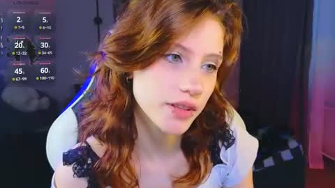 Snapshot of vampi_queen chatting on June 21, 6:32 pm Vampi online show from June 21, 6:32 pm