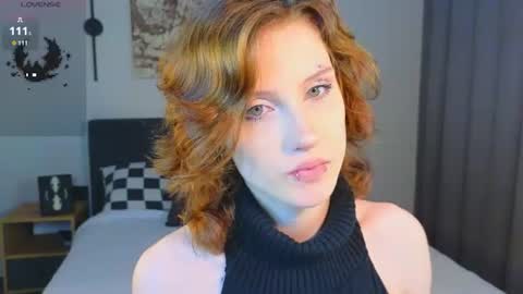 Snapshot of vampi_queen chatting on July 5, 6:04 pm Vampi online show from July 5, 6:04 pm