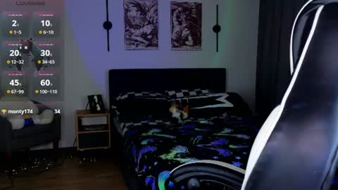 Snapshot of vampi_queen chatting on August 1, 6:40 pm Vampi online show from August 1, 6:40 pm