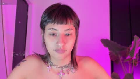 Babi Alu online show from December 18, 2:12 pm