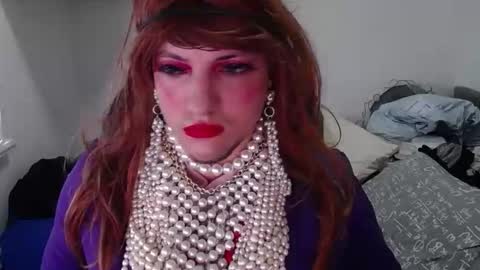 vanesacrossri online show from February 14, 10:23 am