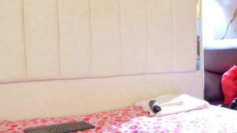 Vanessa online show from April 15, 1:12 am