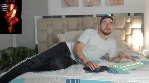 Vanessa  Please help me with your thumbs up its important  online show from January 17, 5:23 am