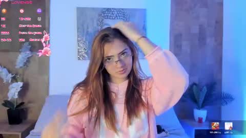 vanessa_foxyy online show from July 14, 9:31 pm