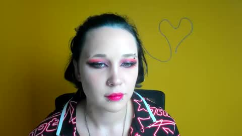 Vanessa online show from May 6, 11:15 am