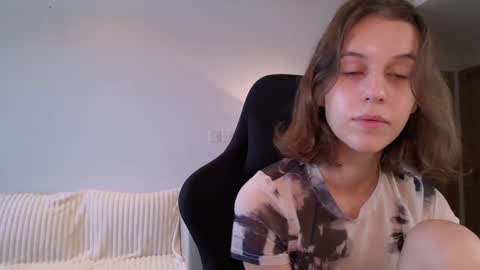 vanessa online show from December 3, 1:19 am