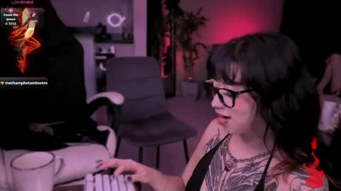 Vanessa  online show from April 11, 7:56 am