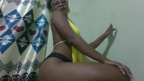 vanessah64 online show from April 21, 8:20 am