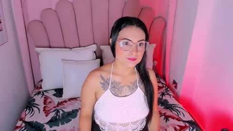 vanessamirren online show from October 20, 11:32 am
