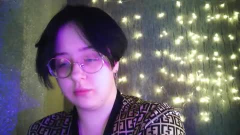 vanessashadow online show from December 16, 9:20 pm