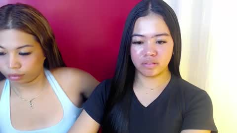 vanillanyra_ online show from April 2, 5:32 pm