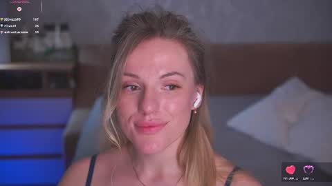 Sophie online show from June 22, 3:25 am