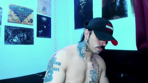 vanvelckan_ online show from April 6, 4:10 am