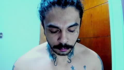 Snapshot of vanvelckan_ chatting on July 19, 12:36 am vanvelckan_ online show from July 19, 12:36 am