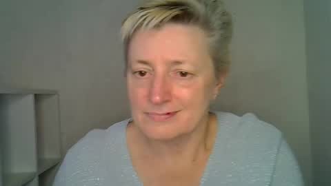 vea_motty online show from December 15, 10:30 am