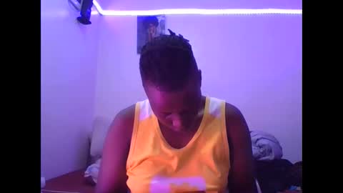 Vee tommy online show from April 22, 7:00 am