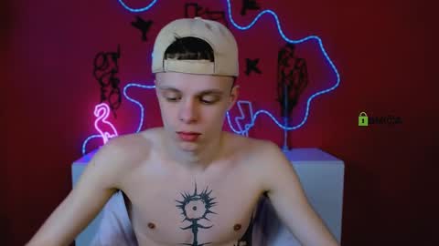 veldi_to online show from April 10, 11:37 am