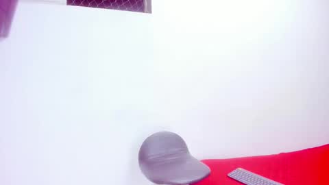 Snapshot of vellotouch chatting on January 17, 3:44 am Vello online show from January 17, 3:44 am