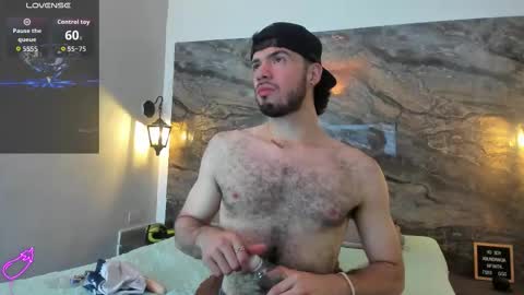 Snapshot of vellotouch chatting on March 3, 4:29 am Vello online show from March 3, 4:29 am