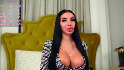 Snapshot of velmaevans chatting on July 29, 2:10 am Velma online show from July 29, 2:10 am