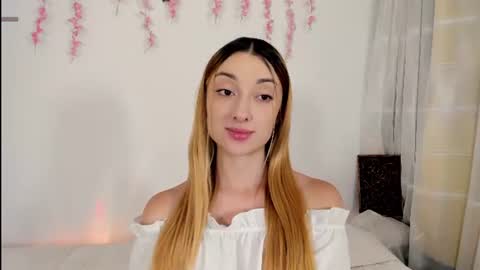 velvet_00 online show from July 11, 5:21 am