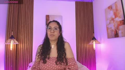 Emma Curly online show from May 1, 12:21 pm