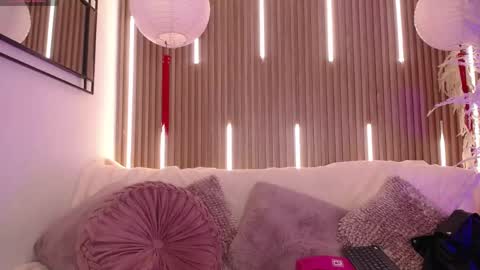 Emma Curly online show from May 19, 12:11 pm