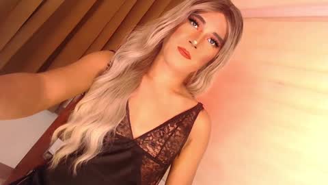 Richy will make you fall in love online show from December 8, 10:30 am