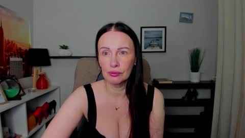 Jasmine online show from November 25, 6:46 am