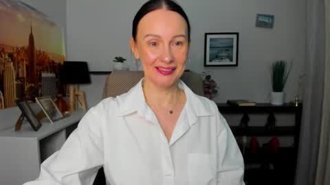 Jasmine online show from December 19, 7:26 am