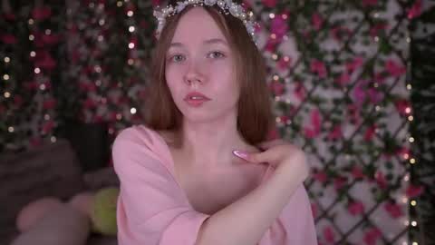 Polly online show from February 22, 6:06 pm