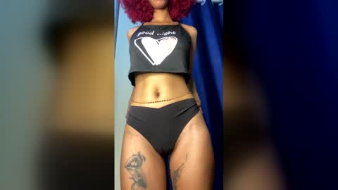 velvetbrownn online show from April 9, 3:17 am