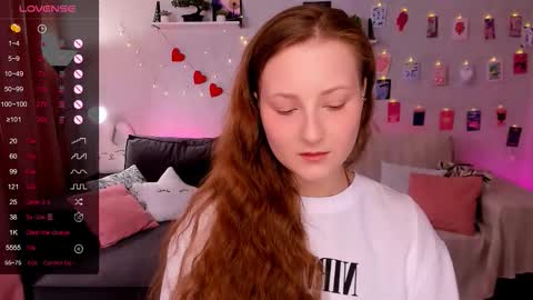 Mia online show from March 15, 8:53 am