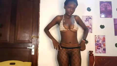 velvetdesiree online show from June 20, 1:58 pm