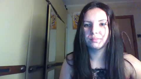 Snapshot of vendi_rassell8855 chatting on February 4, 12:05 am vendi rassell8855 online show from February 4, 12:05 am