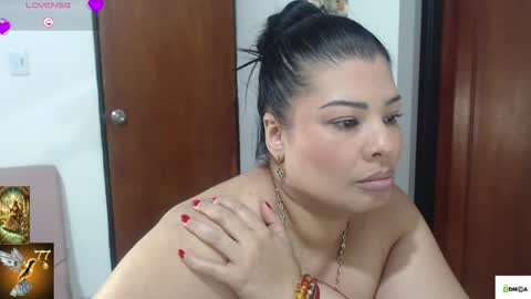 HI IM VENUS SMALL BOOBS  BIG HEART WARM PUSSY online show from May 16, 12:51 am