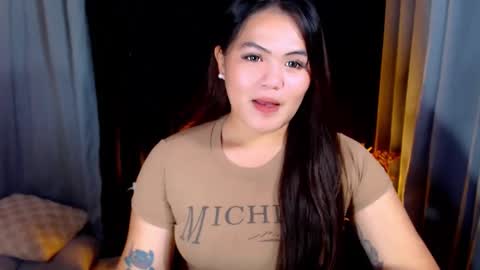 I am Colly Your mystery girl online show from June 5, 2:07 am