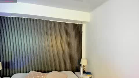 Snapshot of venus_cooperr chatting on July 2, 11:27 am Venus Cooperr online show from July 2, 11:27 am