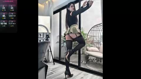 Snapshot of venus_flame chatting on June 13, 11:57 pm VENUS online show from June 13, 11:57 pm