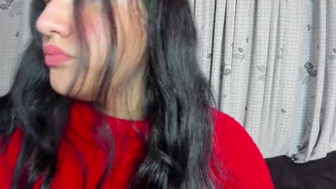 Sofi online show from February 4, 1:44 am