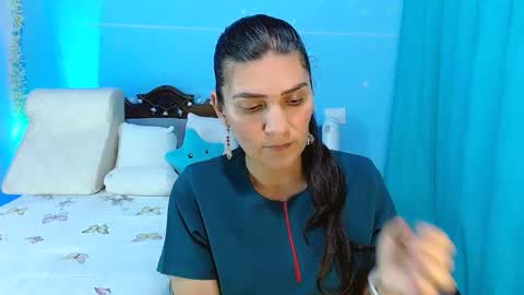 Catalina online show from February 6, 1:05 am