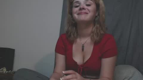 Snapshot of venusastar chatting on July 12, 8:27 am Miss Venus online show from July 12, 8:27 am